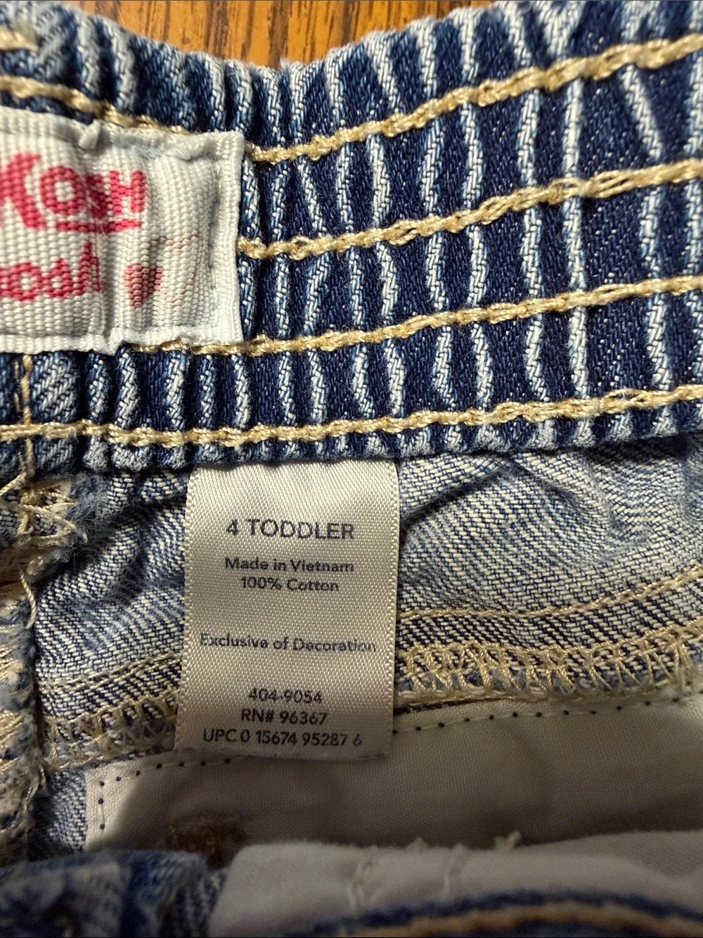 OshKosh B'gosh Light Blue Denim Capri Jeans with Pink Floral Trim